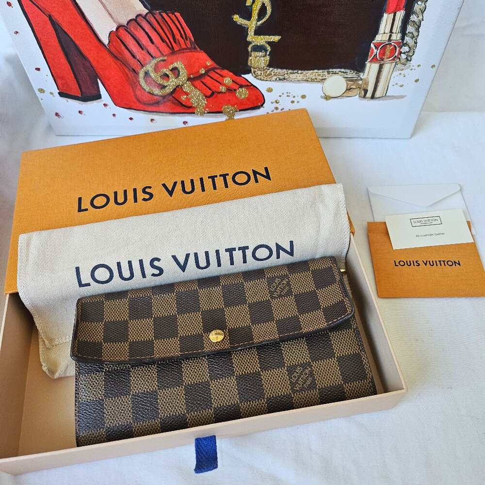 Louis Vuitton LV Sarah Damier Wallet VGUC